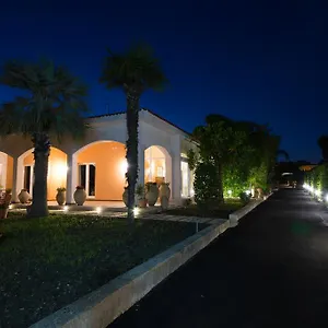 Temenos By Ortigiaapartments Villa Syracuse